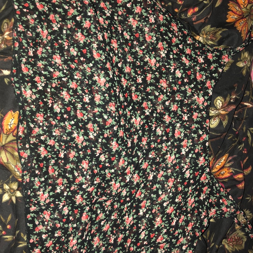 Forever 21 crop top size small